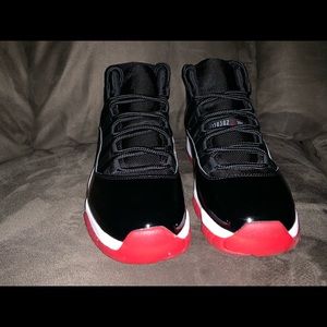 Air Jordan 11 bred